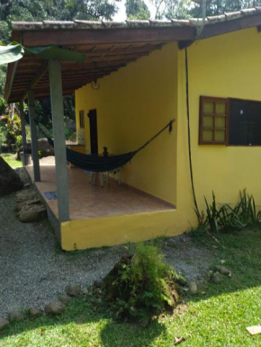 Recanto da Margo 2, casa com acesso a cachoeira